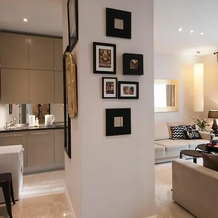 Irs Royal Irs Krystyna Apartmán *